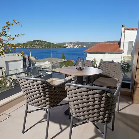 Villa Urban Ražanj Exteriör bild