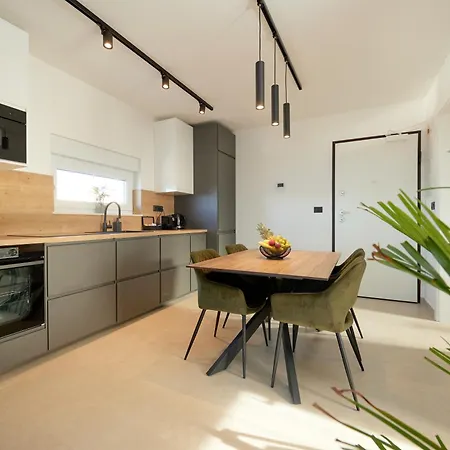 Villa Urban Ražanj Exteriör bild